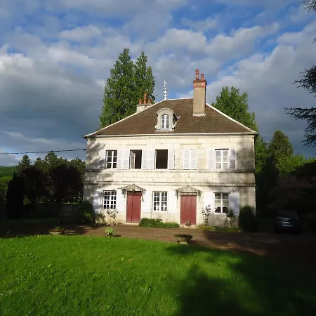 Maison De Caractere Tatil Evi La Chapelle-sur-Furieuse